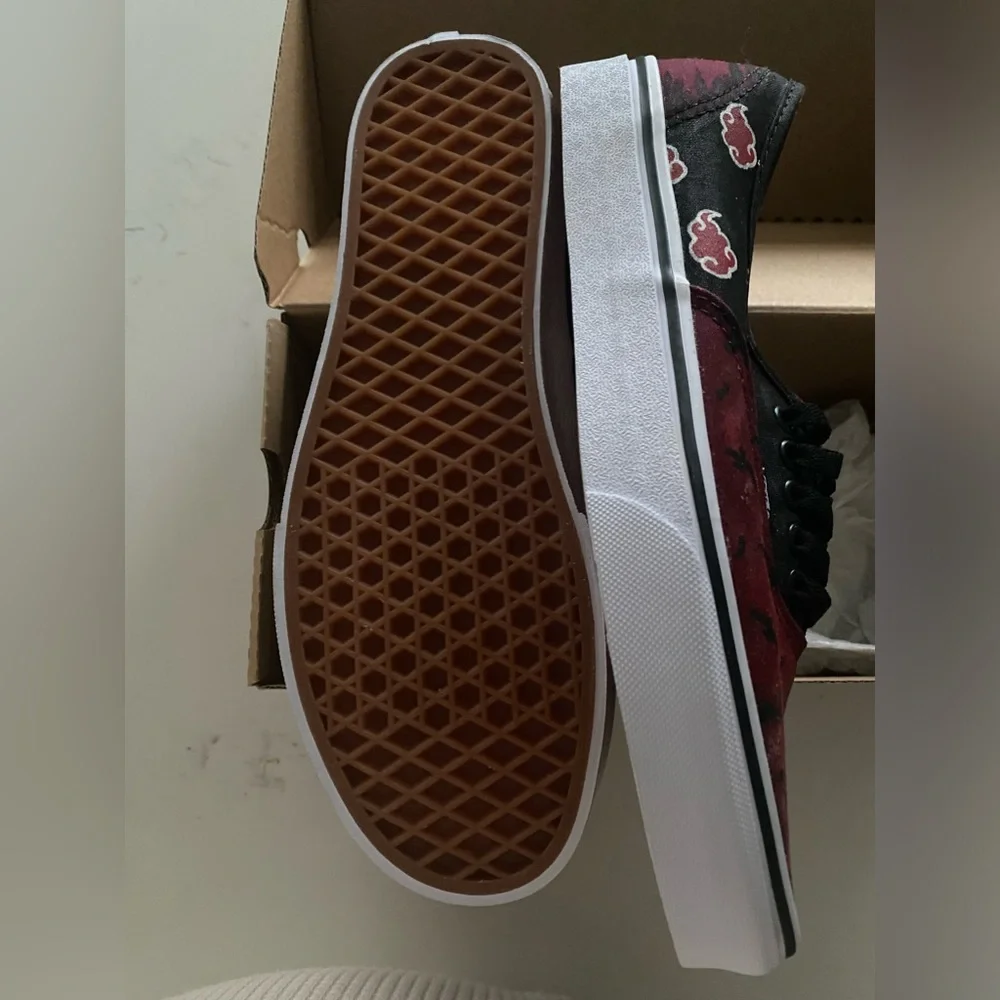 NWT Custom hand painted Vans shoes - Picture 7 of 12